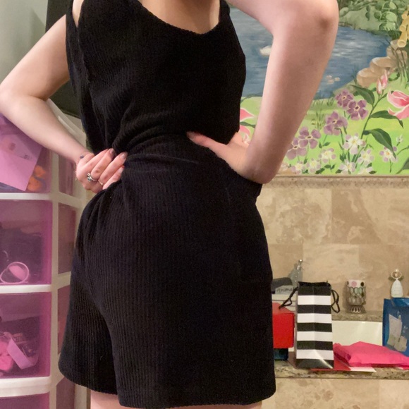 BLACK CORDUROY ROMPER - Picture 3 of 4